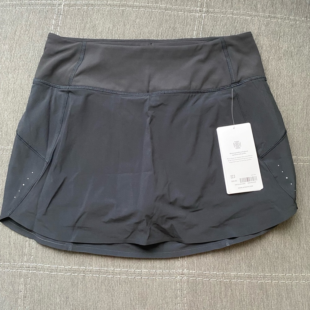 Athleta Run With It 14” Skort